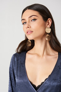 tranloev_melted_double_ring_earring_1285-000083-0013_01lr.jpg