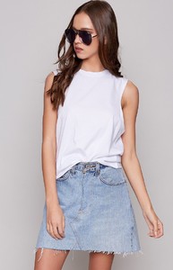 white-sl-tee-258_4000x4000_crop_bottom.jpg