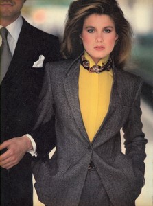 5a749f9b71070_Vogue-August1980(8-1980)USAthenewworkingstyle....byelgort1.thumb.jpg.4b62f4f82c5e1f47c770940aa0c9d49d.jpg