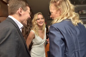    jlaw170218BZNimage110.jpg