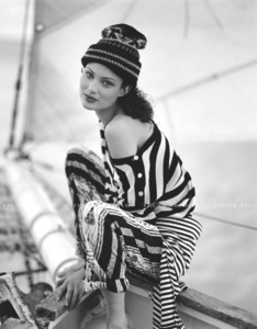 5a90a5c967b3a_VogueApril1993byBruceWeber15.thumb.jpg.6cc21e49080feb3ba905134bf6bebdc5.jpg