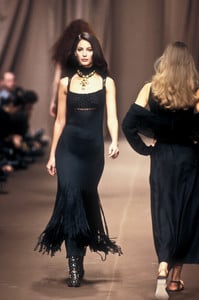 christian-lacroix-ss-1994-11.thumb.jpg.40d6cb4d62c0f7367fac13da50b460cf.jpg