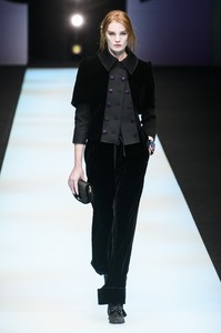 giorgio-armani-rf18-0347.thumb.jpg.5658d6ba241384bc504a5fe49877348c.jpg