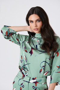 second_female_state_blouse_1438-000050-8144_04g.jpg