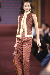 todd-oldham-fw-1993-4.thumb.jpg.2b34f580fab6bd65f4684da232264c01.jpg