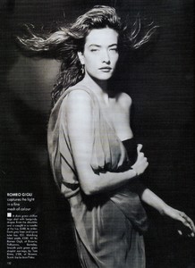 uk_vogue_feb_1989_16.thumb.jpg.d64678de0dfb32da896ed9a0b98b53d5.jpg