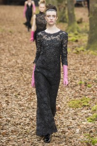 Grace Hartzel Chanel Fall 2018 RTW PFW.jpg