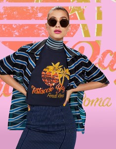 Fendi-Pop-Tour-T-Shirt-Campaign21212.thumb.jpg.dfe1d8ef3c5c2ac18d7311882e26f7c0.jpg