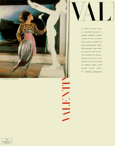 Valentino_Fall_Winter_88_89_07.thumb.png.a1366f894d9dfeb32f8bca86690c862d.png