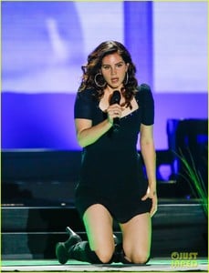 lana-del-rey-lollapalooza-brazil-2018-04.jpg