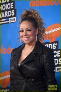 mariah-carey-nick-cannon-bring-twins-moroccan-monroe-to-kcas-07.jpg