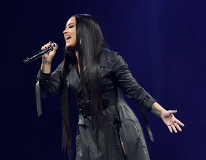 picturepub-demi-lovato-020.jpg