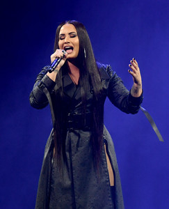 picturepub-demi-lovato-021.jpg