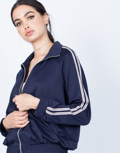 zipped-in-sporty-jacket-navy-detail.jpg