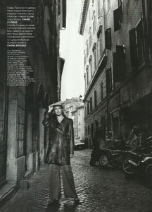 lofficiel russia dec 1997 photo andre rau 3.jpg