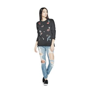 5accefd4d0084_guess-black-Sequin-Embroidered-Sweatshirt(1).thumb.jpeg.4b848cf44016d7e2dee77332830b587a.jpeg