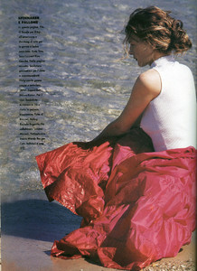 5ae5df586f7fd_KimIglinsky-Elle-Italia-June-1995-A-Pieno-Volume-ph.Sacha_07.thumb.jpg.1a59fa1585288edc34c5b28d668c60c8.jpg