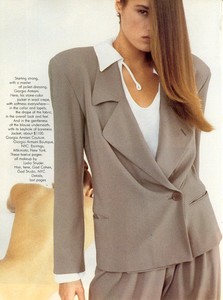 Maser_Vogue_US_February_1987_01.thumb.jpg.a15fda46428d61b50cfda31b7cf99c56.jpg