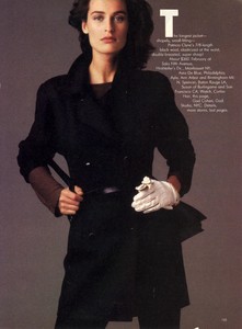 Maser_Vogue_US_February_1987_12.thumb.jpg.0b5e8f8776f668a6a6af55c26ef6e98a.jpg