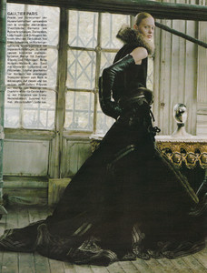 VOGUE_GER_OCT_2002_AFANADOR_10.jpg