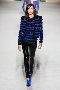 balmain-rf18-3466.thumb.jpg.88bcbf2cbec998968cf4d275d2dd6bf1.jpg