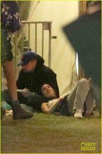 camila-morrone-rests-head-leonardo-dicaprios-lap-04.jpg