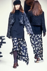 cerruti-fw-1994-3.thumb.jpg.3f478a40cc135e14c49d0bcc257cbf1f.jpg