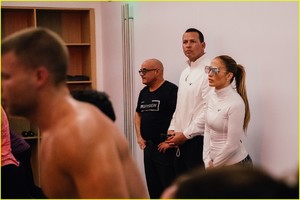 jennifer-lopez-alex-rodriguez-fitness-event-miami-07.jpg