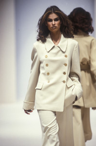 jil-sander-fw-1992-28.thumb.jpg.01ca078beb1dcb875ad85706bf458ba3.jpg