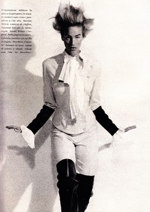 marie_claire_italia_dec_1990_25.thumb.jpg.2efea7fa38b759838e7204b6133a5657.jpg