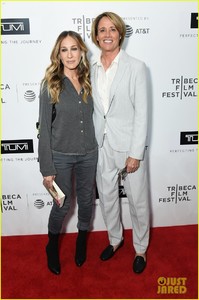 sarah-jessica-parker-tribeca-film-festival-talk-03.jpg