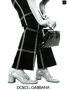 5af47b1325504_Meisel_Dolce__Gabbana_Spring_Summer_1996_06.thumb.png.0b54a1e0bcdb61eb0ef0e2f1c331e981.png