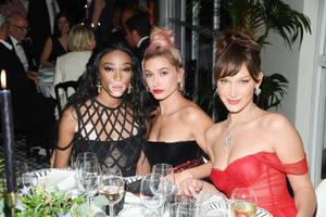 Hailey+Baldwin+Dior+Dinner+Arrivals+71st+Annual+pY2sqbbBsiNx.jpg