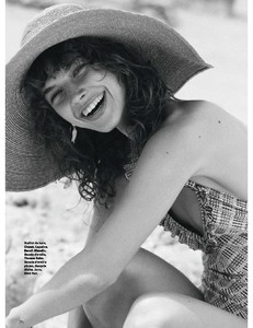 Grazia448-page-010.jpg