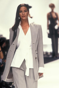 christian-dior-ss-1994-1.thumb.jpg.1c7285f1dd674e84af62ed83d13fefa2.jpg