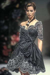 jean-louis-scherrer-hc-ss-1992-3.thumb.jpg.6acdd2d3311eccc285bf97e160f12b74.jpg