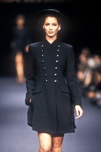 sonia-rykel-ss-1994-4.thumb.jpg.63783837791b24210aacaeaf7bc2499f.jpg