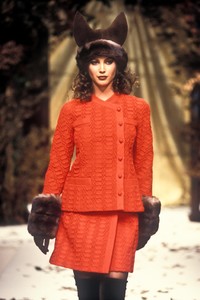 valentino-hc-fw-1994-1.thumb.jpg.83be98ae0c0a69c8e680ed603aa52a49.jpg