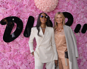 Naomi+Campbell+Dior+Homme+Photocall+Paris+YieRhT2CWcbx.jpg