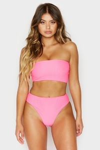 FrankiesBikinis-Jenna-Heart-Throb-Pink-Front_96915f42-db69-4628-8d30-0081aae1ad13.jpg