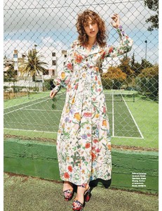 Grazia452-page-005.jpg