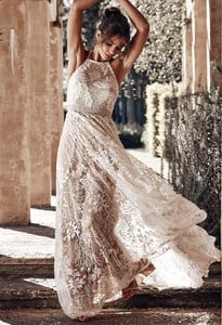 Harri-Wedding-Dress-by-Grace-Loves-Lace-1600-x-1067-371-1094x1600.jpg