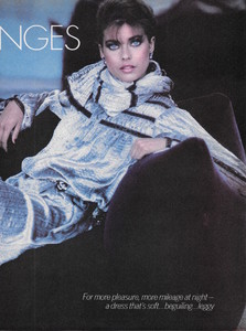 Piel_Vogue_US_July_1980_02.thumb.jpg.10ce275ac67f654549e8952ac3c18a24.jpg