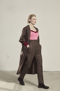 00015Fall-2018-rachel-comey.thumb.jpg.a4e2ed615dc44ddd1b22faf154e39005.jpg