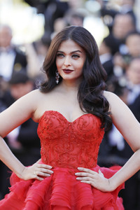 Aishwarya+Rai+120+Beats+Per+Minute+120+Battements+RHiaD2duUJnx.jpg