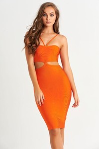 BILLIE-LUXE-SCULPT-BANDAGE-DRESS-IN-FIRE-3_2000x.jpg