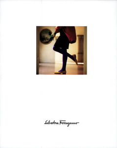 Issermann_Salvatore_Ferragamo_Fall_Winter_89_90_25.thumb.png.33534f8f6726491b64fa534490ea8764.png