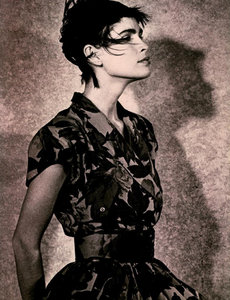 Lindbergh_Sportmax_Spring_Summer_1985_03.thumb.png.6aa73526e037b019caef680f516d573d.png