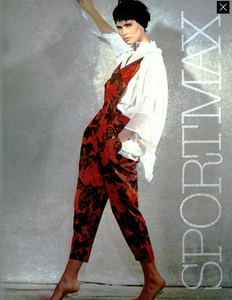 Lindbergh_Sportmax_Spring_Summer_1985_04.thumb.png.7b8f808ecdd26f5fad203513ff11ca0f.png