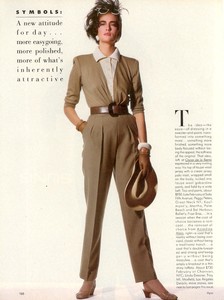 Penn_Vogue_US_January_1986_07.thumb.jpg.c9ff245a103470b6eaa80c2ee7dfb499.jpg